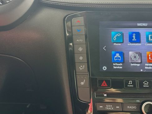 Used 2021 INFINITI QX50 Luxe AWD/4WD image 18