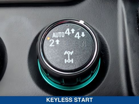 Used 2020 GMC Yukon SLT w/ Graphite Performance Edition image 31