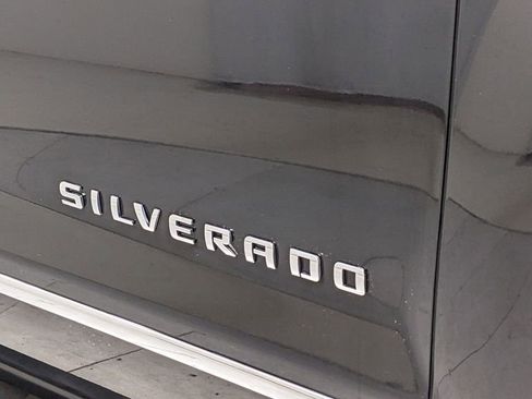 Used 2016 Chevrolet Silverado 1500 LTZ Z71 w/ LTZ Plus Package AWD/4WD image 40