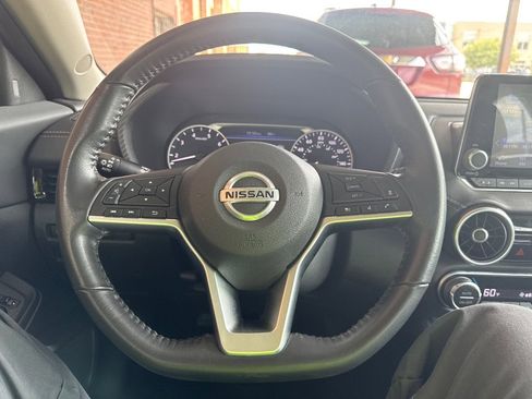 Used 2021 Nissan Sentra SV FWD image 13