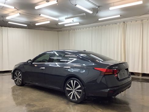 Used 2020 Nissan Altima 2.0 Platinum image 9