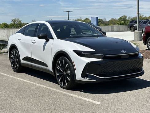 New 2026 Toyota Crown Platinum AWD/4WD image 27