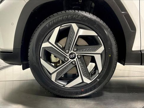 Used 2024 Hyundai Tucson Limited image 9