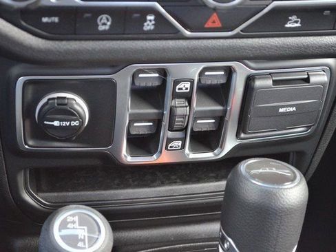 New 2026 Jeep Gladiator Sport image 26