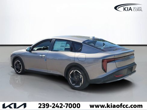 New 2026 Kia K4 EX FWD image 4