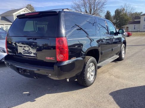Used 2013 GMC Yukon XL SLT w/ SLT-2 Equipment Package image 3