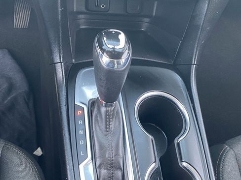 Used 2018 Chevrolet Equinox LT image 31