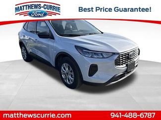 Used 2025 Ford Escape Active video 1