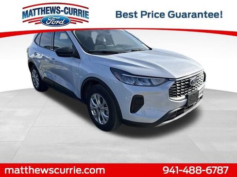 Used 2025 Ford Escape Active image 1