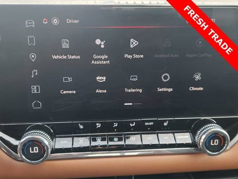 Used 2024 GMC Canyon AT4 w/ Technology Package AWD/4WD image 15