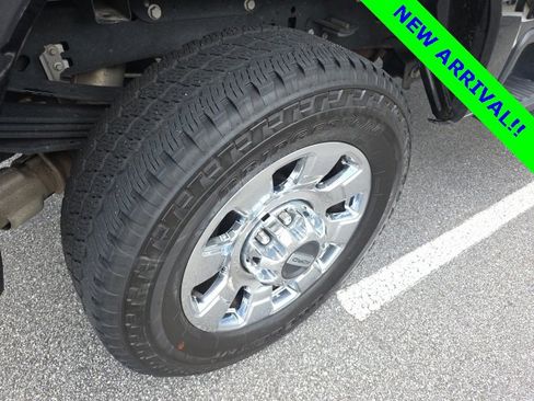 Used 2023 Ford F350 Lariat w/ Lariat Ultimate Package image 4