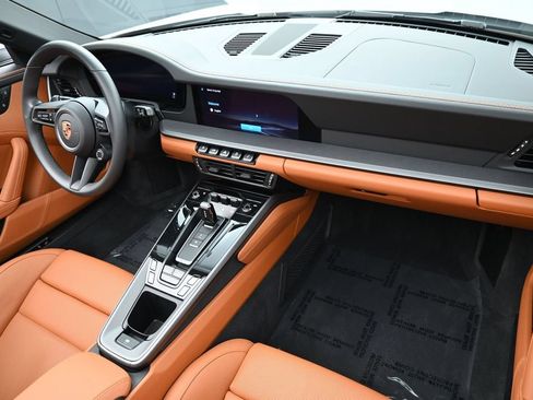 Certified 2026 Porsche 911 Carrera RWD image 30