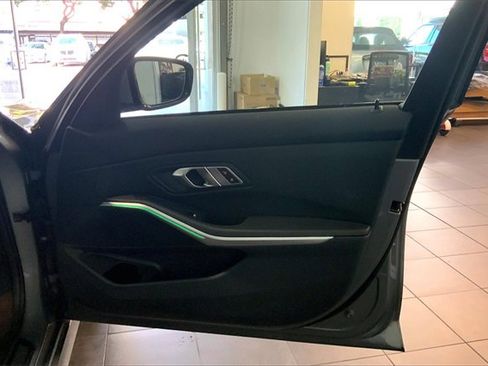 Certified 2023 BMW 330i Sedan w/ Convenience Package image 23