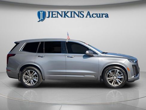 Used 2021 Cadillac XT6 Premium Luxury image 5