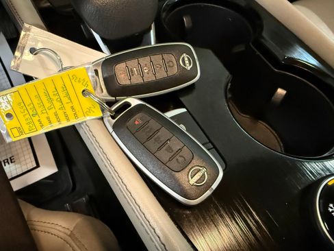 Used 2023 Nissan Rogue SL w/ SL Premium Package AWD/4WD image 50