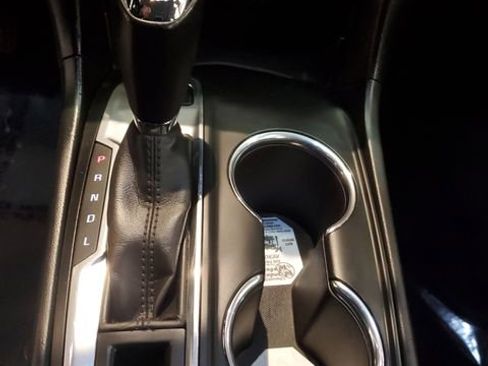 Used 2018 Chevrolet Equinox LT w/ Sun & Infotainment Package image 27