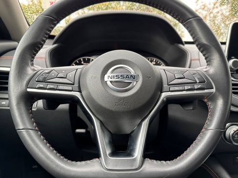 Certified 2022 Nissan Altima 2.5 SR image 25