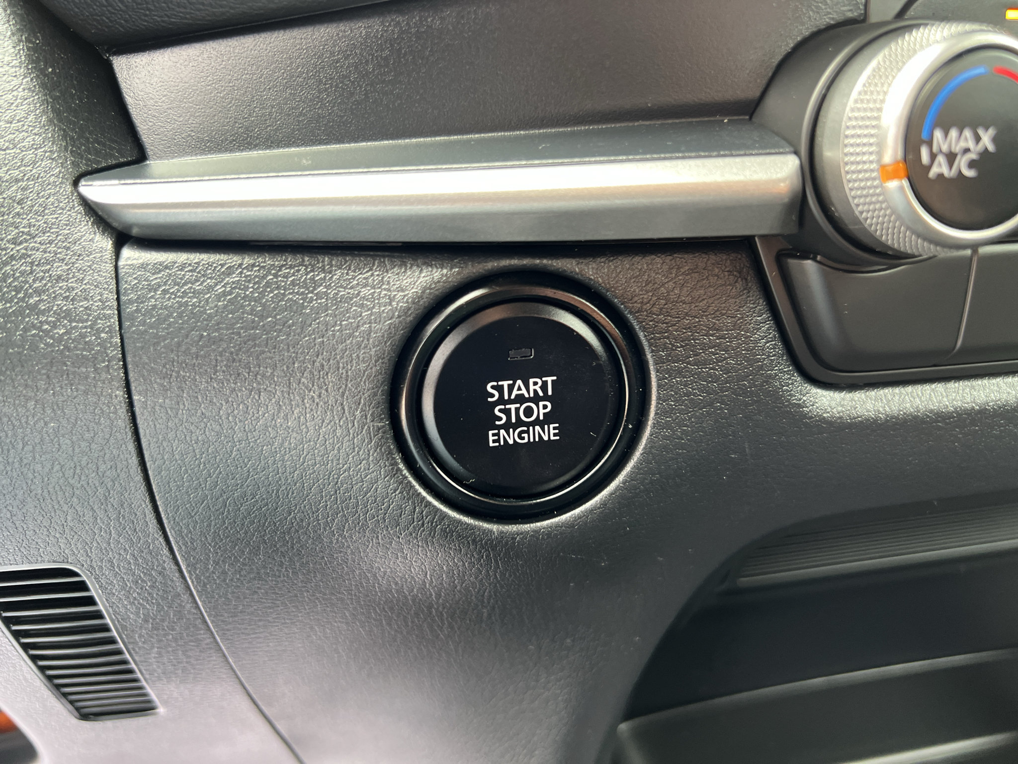 Used 2024 MAZDA CX-30 AWD 2.5 S image 19