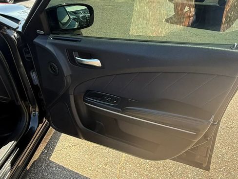 Used 2019 Dodge Charger GT RWD image 13