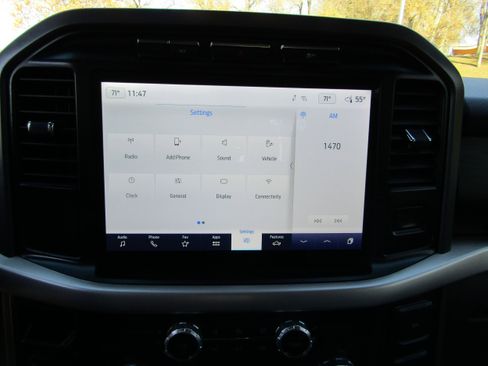 Certified 2022 Ford F150 XLT w/ Equipment Group 302A High image 37