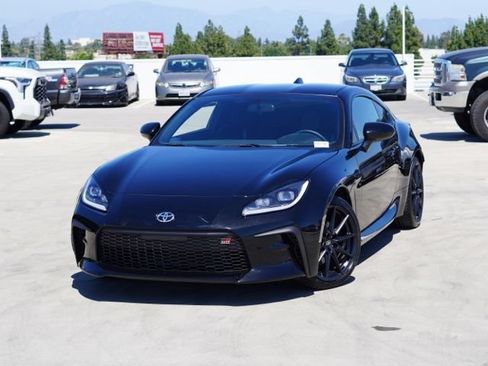 Used 2024 Toyota GR86 Premium RWD image 3