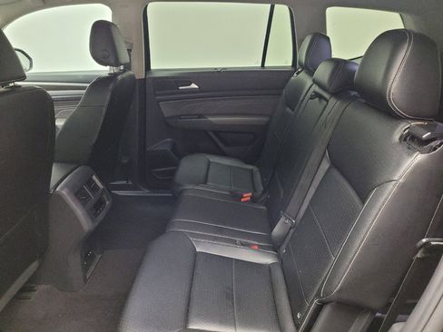 Used 2021 Volkswagen Atlas SE AWD/4WD image 18