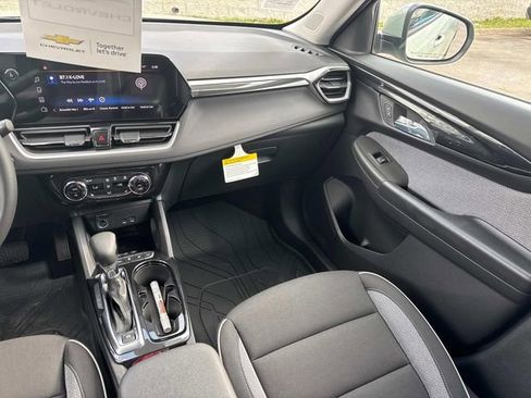 New 2026 Chevrolet TrailBlazer LT image 19