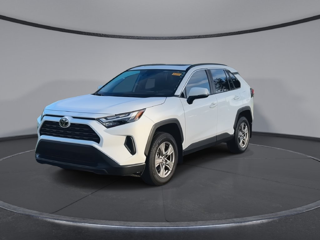 Certified 2025 Toyota RAV4 XLE w/ Convenience Package FWD image 4