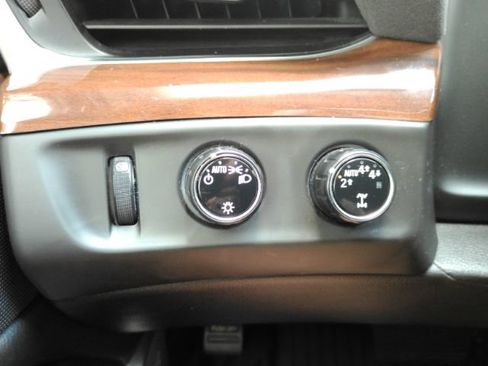 Used 2020 Cadillac Escalade ESV Luxury AWD/4WD image 37