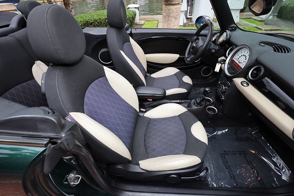 Used 2013 MINI Cooper Convertible FWD image 27