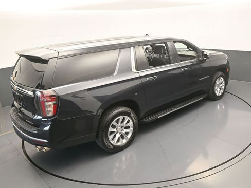 Used 2023 Chevrolet Suburban Premier AWD/4WD image 54