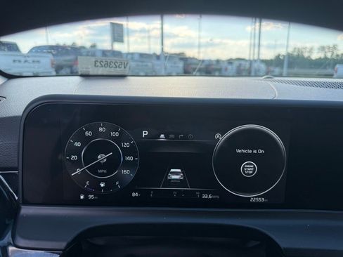 Used 2024 Kia Seltos S AWD/4WD image 14