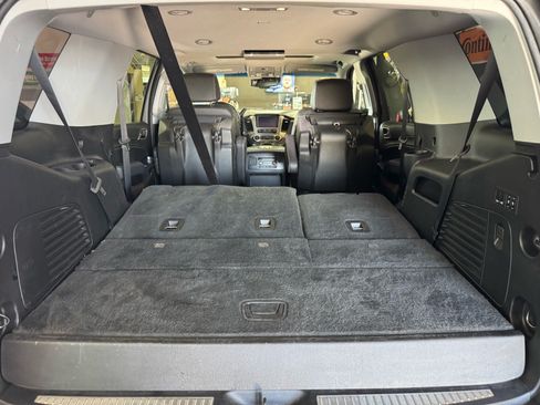 Used 2019 GMC Yukon Denali w/ Denali Ultimate Package AWD/4WD image 10