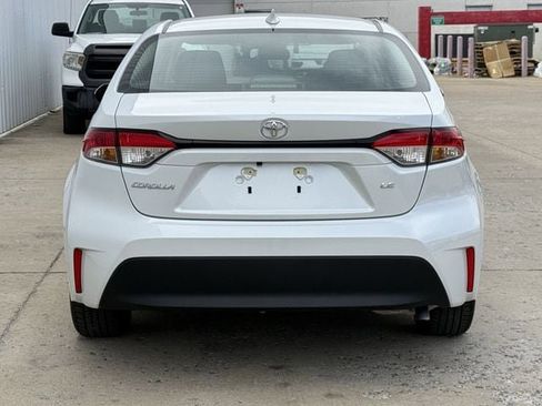 Used 2026 Toyota Corolla LE image 5