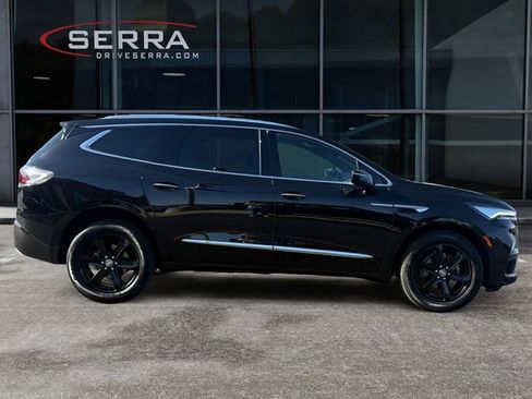 Used 2023 Buick Enclave Essence w/ Experience Buick Package AWD/4WD image 6