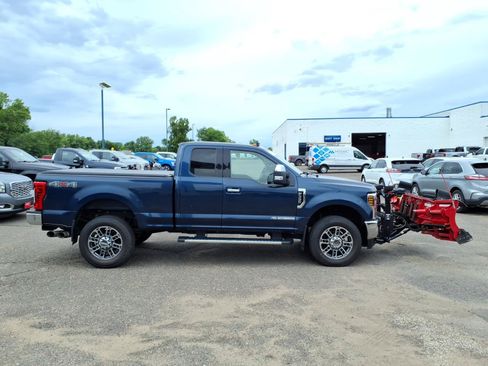 Certified 2019 Ford F350 XLT w/ XLT Premium Package AWD/4WD image 7