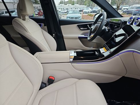 New 2026 Mercedes-Benz GLC 300 4MATIC image 10