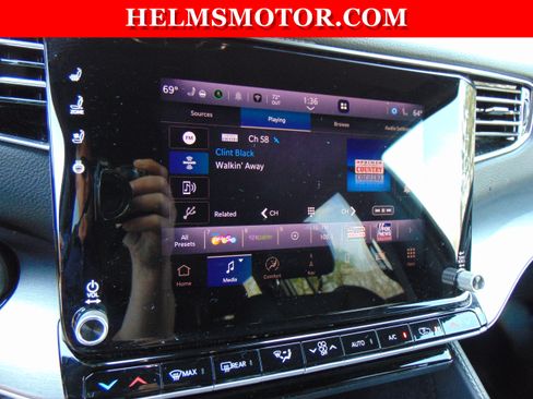 Certified 2025 Jeep Wagoneer 4WD image 22