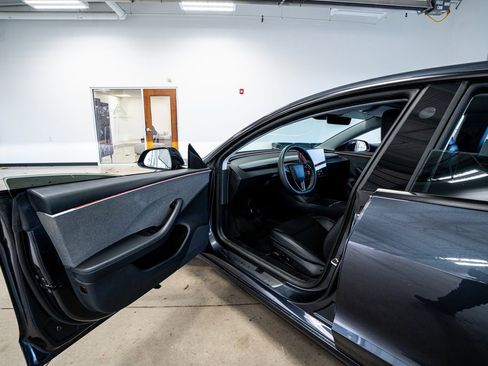 Used 2024 Tesla Model 3 Long Range image 30