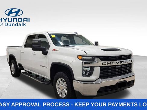 Used 2022 Chevrolet Silverado 2500 LT w/ Convenience Package image 3