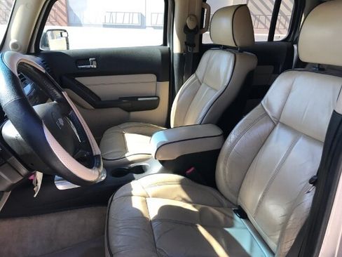 Used 2008 HUMMER H3 Luxury AWD/4WD image 11