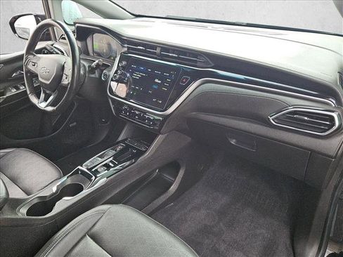 Used 2023 Chevrolet Bolt LT w/ Infotainment Package image 29