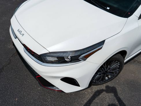 Used 2023 Kia Forte GT-Line w/ GT-Line Premium Package image 2