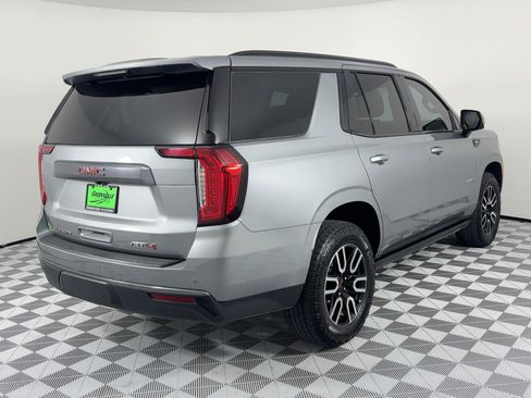 Used 2024 GMC Yukon AT4 w/ Technology Package image 9