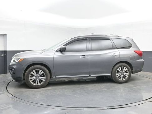 Used 2019 Nissan Pathfinder SL FWD image 6