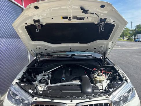 Used 2019 BMW X6 xDrive35i w/ Convenience Package AWD/4WD image 21
