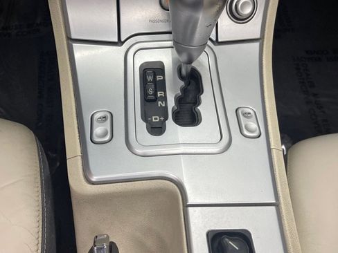 Used 2005 Chrysler Crossfire Limited RWD image 28