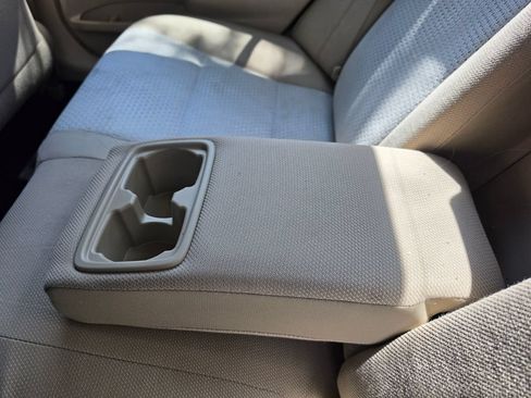Used 2012 Toyota Camry FWD image 36