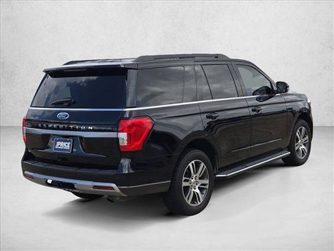 Certified 2023 Ford Expedition XLT RWD image 5