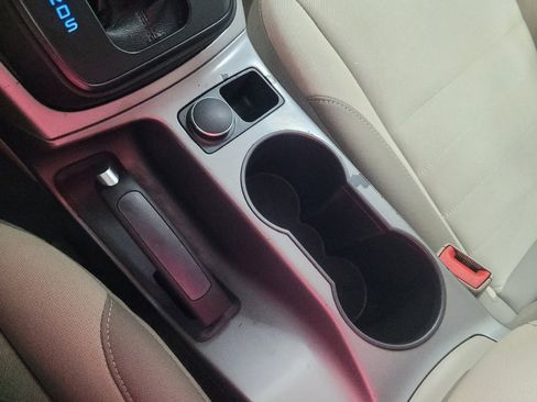 Used 2015 Ford Escape SE w/ Equipment Group 201A image 26